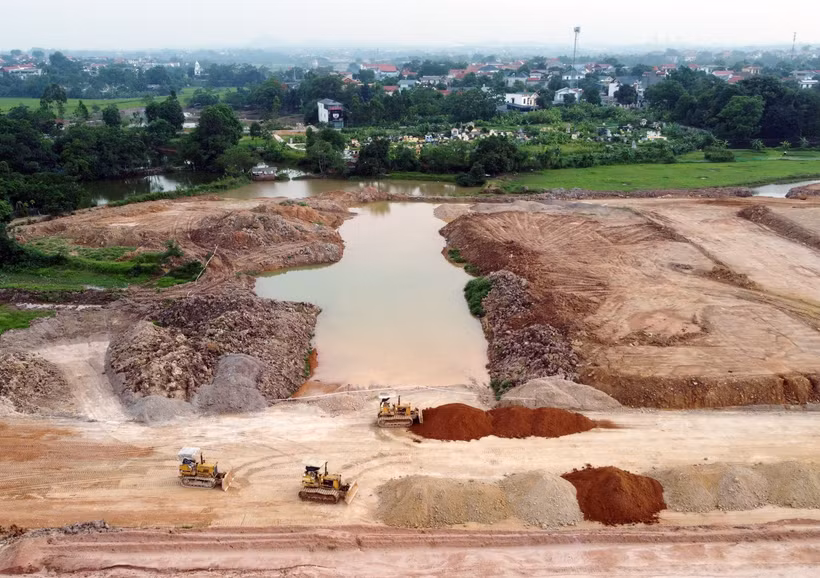 Hiện trường vụ đuối nước thương tâm khiến 2 trẻ nhỏ bị tử vong tại xã Bản Nguyên, tỉnh Phú Thọ. (Ảnh: Tạ Toàn /TTXVN)