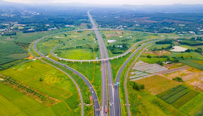 Bộ Xây dựng phản hồi về đề xuất đầu tư cao tốc TP. Hồ Chí Minh nối các tỉnh ĐBSCL Nút giao tuyến cao tốc Thành phố Hồ Chí Minh-Long Thành-Dầu Giây. (Ảnh: PV/Vietnam+)