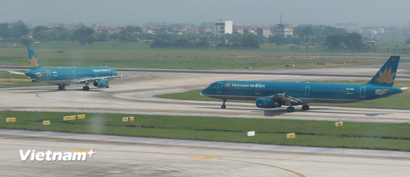 Máy bay của Vietnam Airlines tại Sân bay quốc tế Nội Bài. (Ảnh: Việt Hùng/Vietnam+)