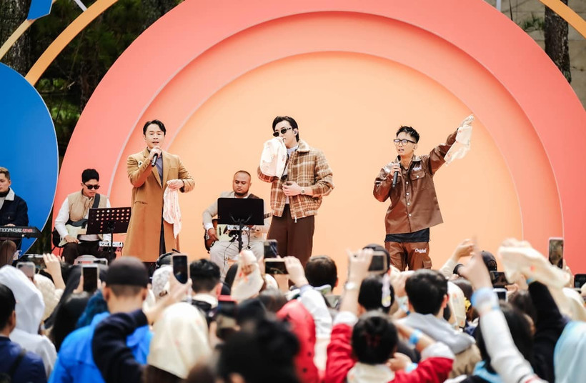 Những nghệ sỹ của SpaceSpeakers luôn tạo nên sức nóng của chương trình 5AM mỗi mùa. (Ảnh: PV/Vietnam+)