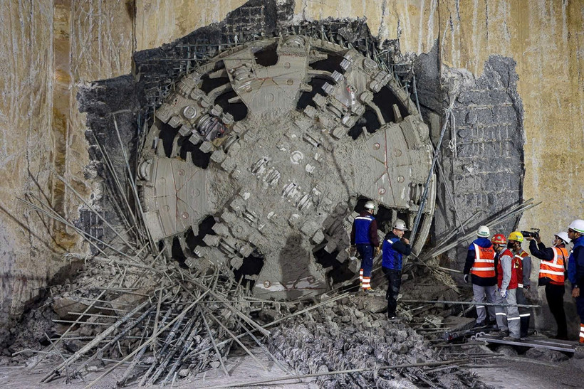 Máy đào hầm của tuyến đường sắt đô thị Nhổn-Ga Hà Nội đã hoàn thành công tác khoan và lắp đặt vỏ hầm để tới Ga S10-Cát Linh. (Ảnh: MRB cung cấp)