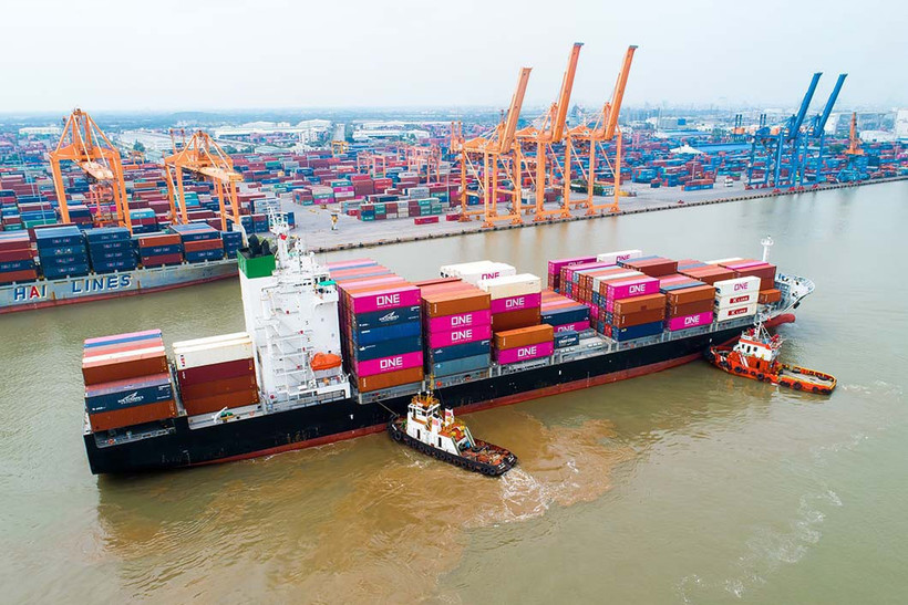 Tỉnh Quảng Ninh từ lâu đã được xác định là một trong những đầu tàu quan trọng trong chiến lược phát triển kinh tế cảng biển quốc gia. (Ảnh: Việt Hùng/Vietnam+)