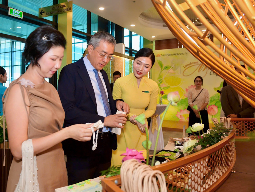 Vietnam Airlines tạo dấu ấn khác biệt với mùi hương nhận diện thương hiệu. (Ảnh: PV/Vietnam+)