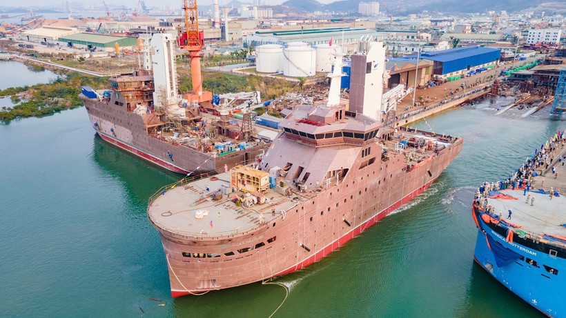 Công ty Đóng tàu Hạ Long vừa hạ thủy tàu dịch vụ điện gió CSOV thứ 3. (Ảnh: Việt Hùng/Vietnam+)