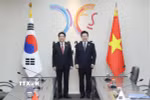 Chủ tịch nước Lương Cường hội đàm với Tổng thống Hàn Quốc Lee Jae Myung. (Ảnh: Lâm Khánh/TTXVN)