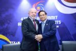 Thủ tướng Phạm Minh Chính gặp Tổng thống Brazil Lula da Silva. (Ảnh: Dương Giang/TTXVN)