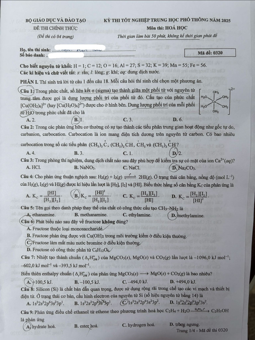 Đề thi hóa học kỳ thi Tốt nghiệp trung học phổ thông 2025. (Ảnh: Minh Sơn/Vietnam+)