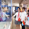Triển lãm nhằm khơi gợi lòng yêu nước và khát vọng hòa bình trong Nhân dân, đặc biệt là giới trẻ. (Ảnh: Nam Nguyễn/Vietnam+)