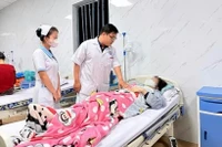 Ăn bánh mì Hồng Vân, hơn 100 người ở Quảng Ngãi nhập viện với triệu chứng sốt cao