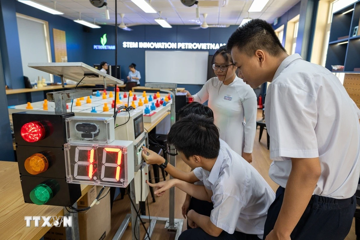Đưa STEM vào trường học: Bước chuẩn bị nhân lực cho kỷ nguyên công nghệ số