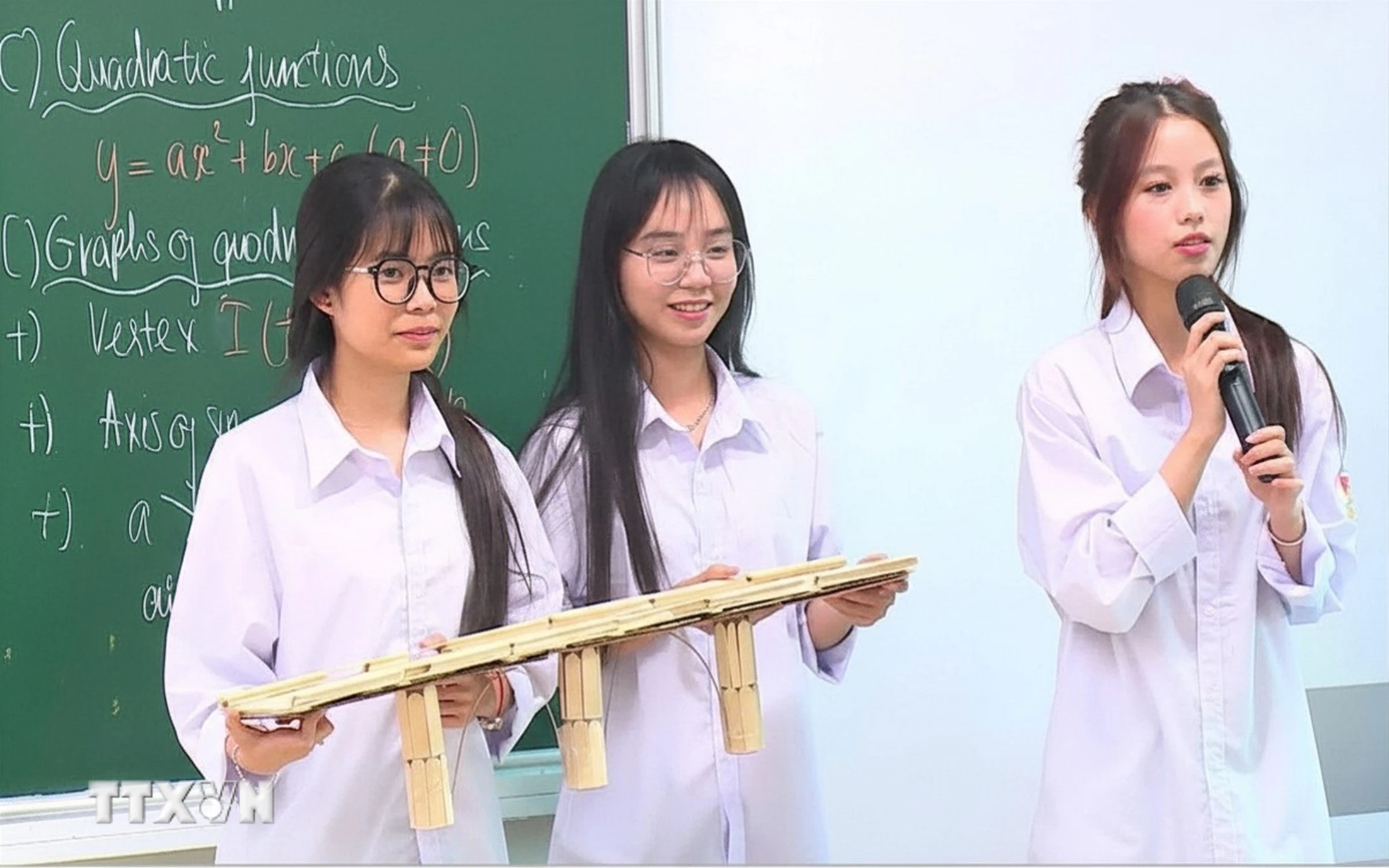 Giáo Dục Định Hướng: Học Sinh Việt Nam Hướng Tới Mục Tiêu Công Dân Toàn Cầu