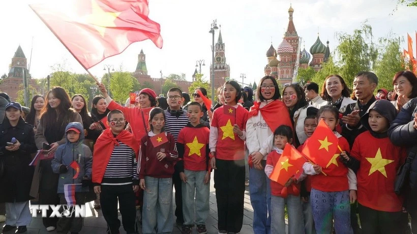 Chuyến thăm Nga của Thủ tướng: Gắn kết kiểu bão, thúc đẩy hợp tác đa diện