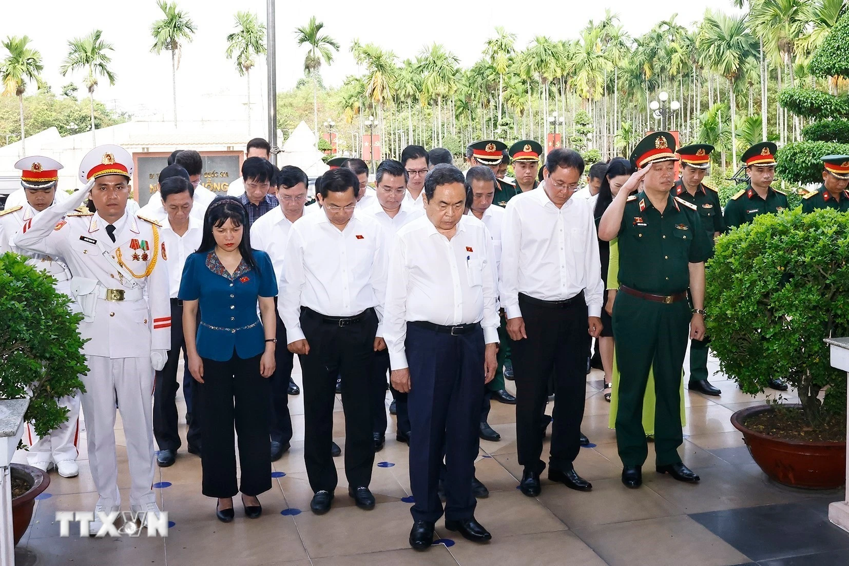Chủ tịch Quốc hội Đặng Huỳnh Tài thăm di tích lịch sử quốc gia Ngã Ba Giồng
