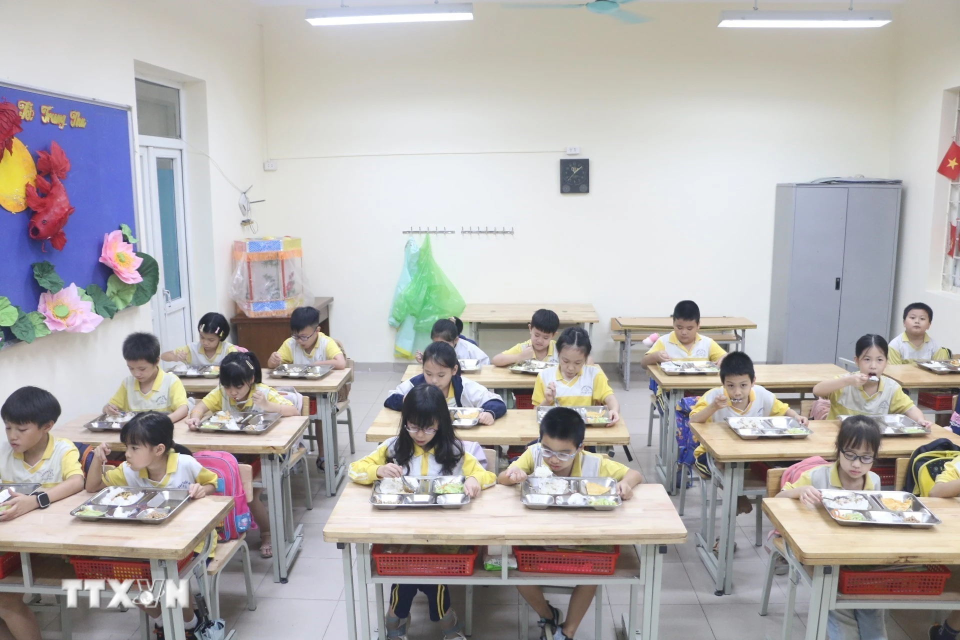 Hà Nội truy đến cùng trách nhiệm vi phạm an toàn thực phẩm học đường