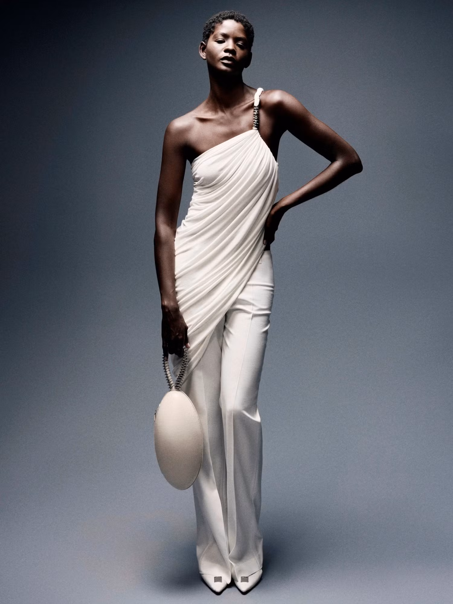 eydis-top-white-lb2.jpg