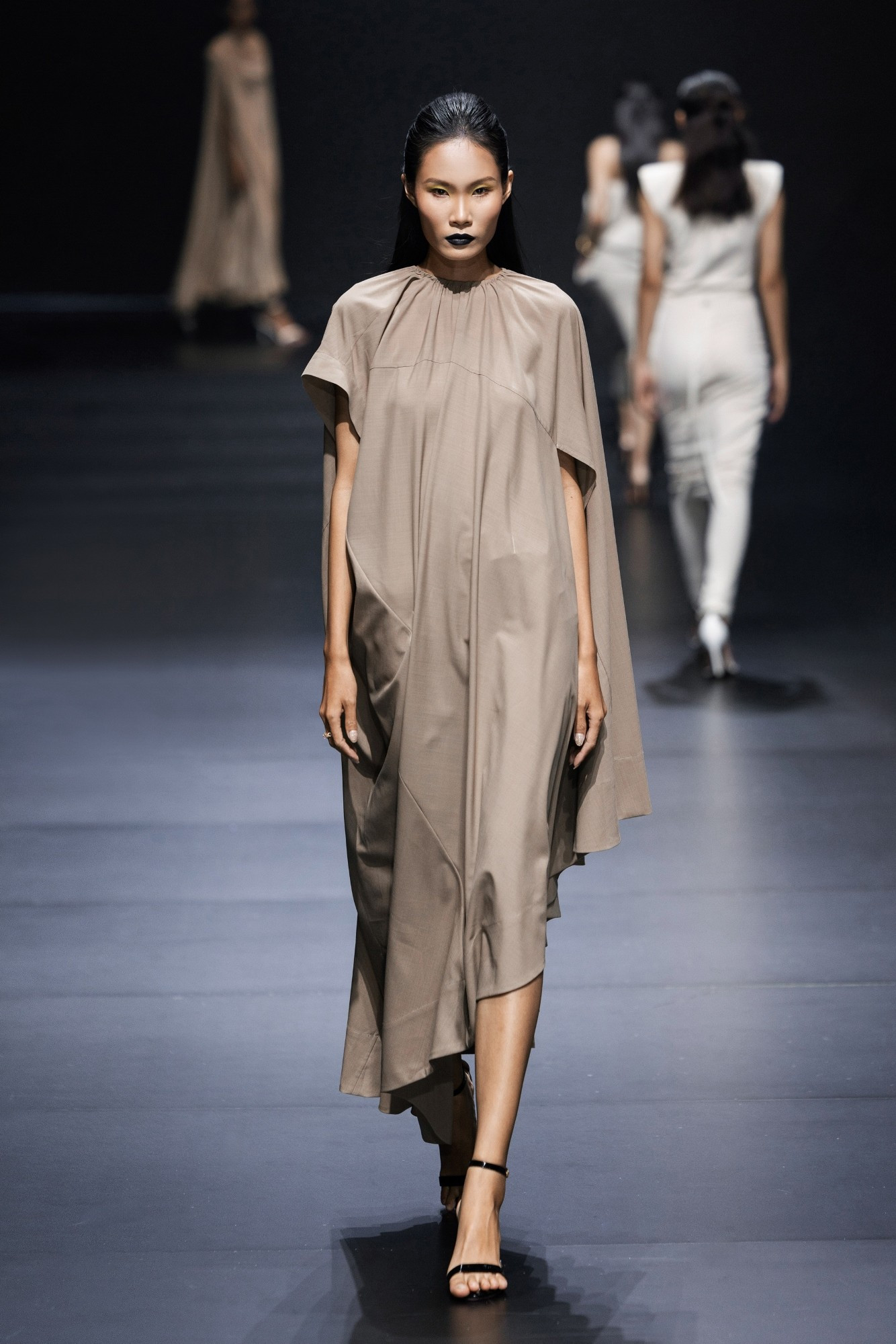 4-look-male-in-bst-silence-den-tu-ntk-alberto-zambelli-5.jpg