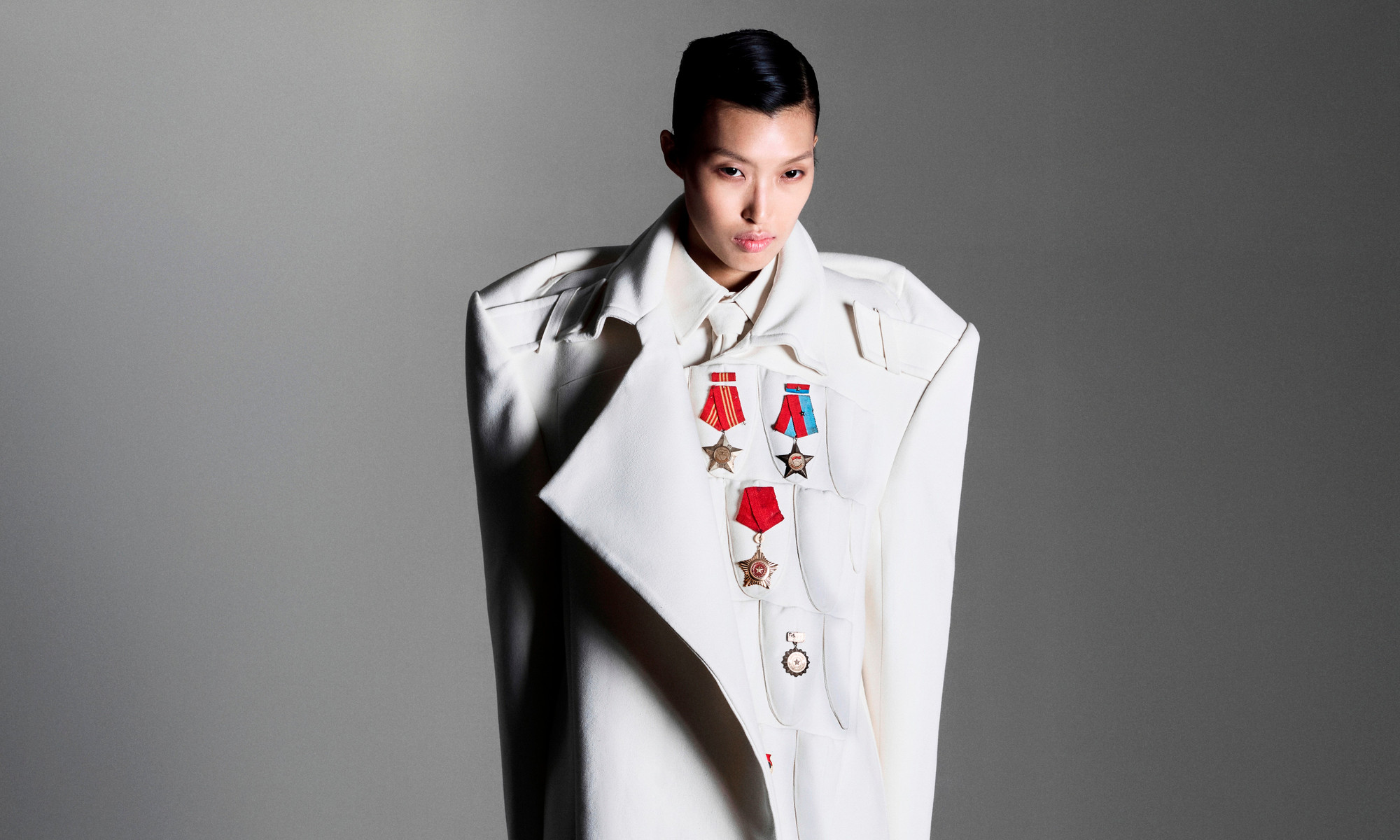 Thiết kế trong bộ ảnh đặc biệt “The Flow of Blood” của Cường Đàm. (Ảnh: NVCC)