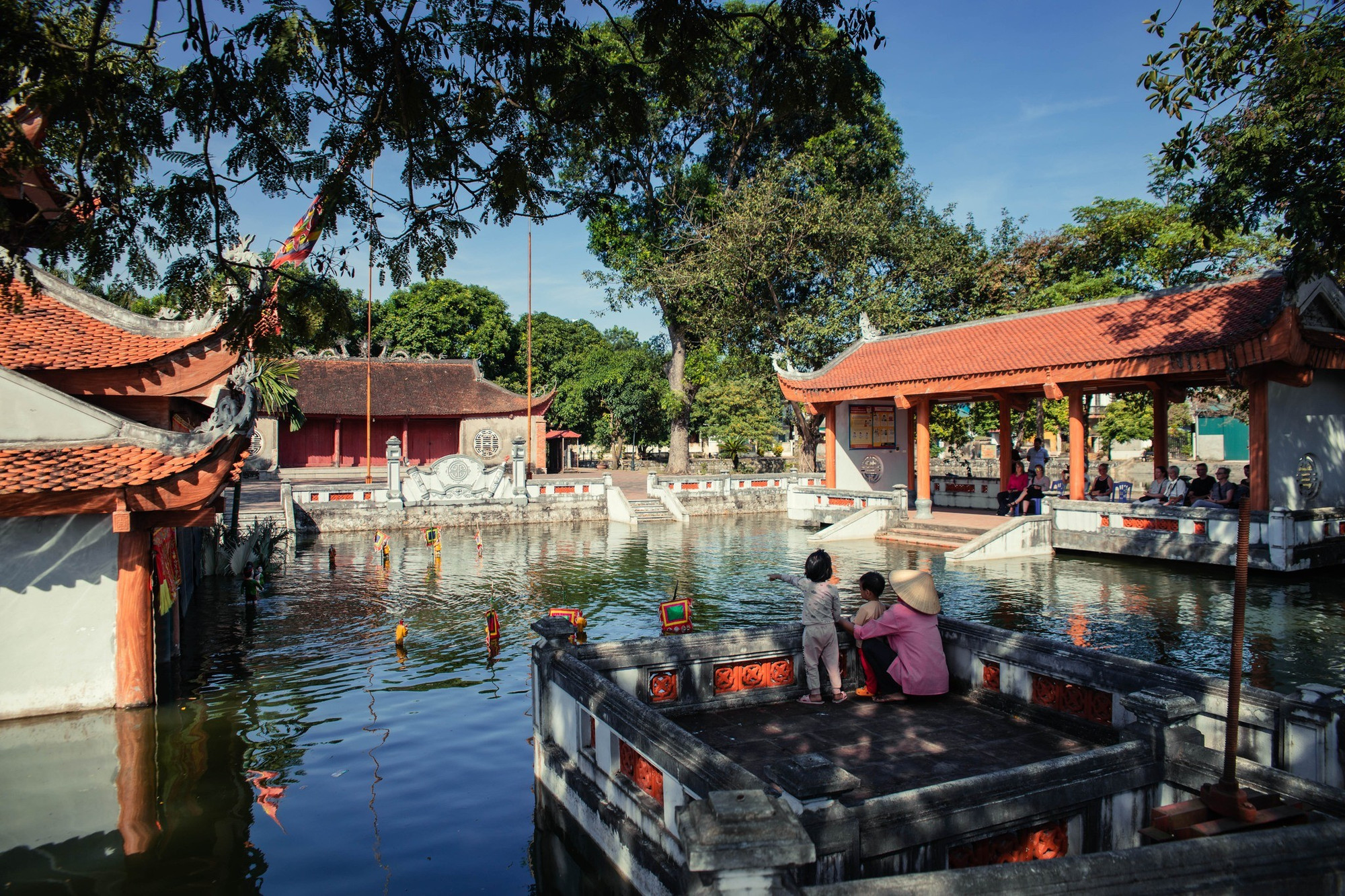 phuong-roi-nuoc-dao-thuc-dong-anh-hn-2.jpg