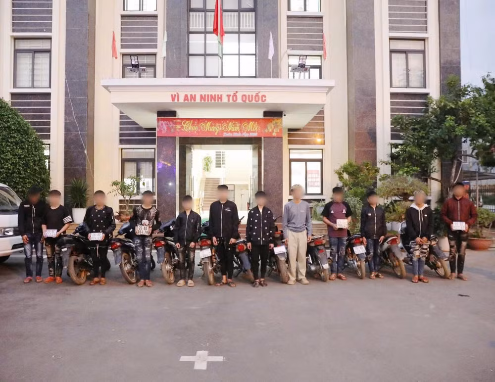 z7648465807475-ec58c6025b7345fcad08803612fe1b5d.jpg