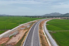 Một dự án thành phần cao tốc Bắc-Nam phía Đông được hoàn thành và đưa vào khai thác. (Ảnh: Việt Hùng/Vietnam+)
