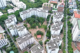 Nhà ở xã hội là nhu cầu cấp thiết của người dân có thu nhập thấp. (Ảnh: Khánh Hùng/Vietnam+)