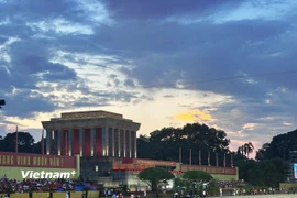 Buổi sơ duyệt cấp Nhà nước diễu binh, diễu hành Lễ kỷ niệm 80 năm Cách mạng Tháng Tám và Quốc khánh 2/9 diễn ra lúc 20 giờ hôm nay. (Ảnh: PV/Vietnam+).