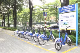 Dịch vụ xe đạp công cộng tại Hà Nội. (Ảnh: Việt Hùng/Vietnam+)