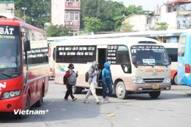 Các Bến xe Hà Nội đã đáp ứng vận chuyển nhu cầu khách đi lại trong dịp nghỉ Tết Dương lịch 2026. (Ảnh: Hoài Nam/Vietnam+)