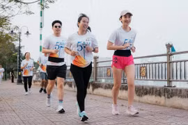 Các hoạt động thể thao, chạy bộ, nuôi dưỡng sức khỏe thể chất ngày càng được giới trẻ quan tâm. (Ảnh: PV/Vietnam+)