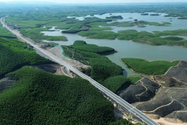 Có hơn 220km Dự án thành phần cao tốc Bắc-Nam được thông tuyến dịp 19/8. (Ảnh: Quốc Khánh/Vietnam+)