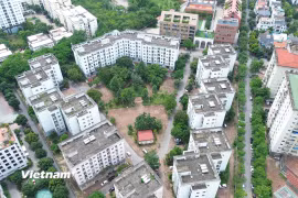 Nhà ở xã hội là nhu cầu cấp thiết của người dân có thu nhập thấp. (Ảnh: Khánh Hùng/Vietnam+)