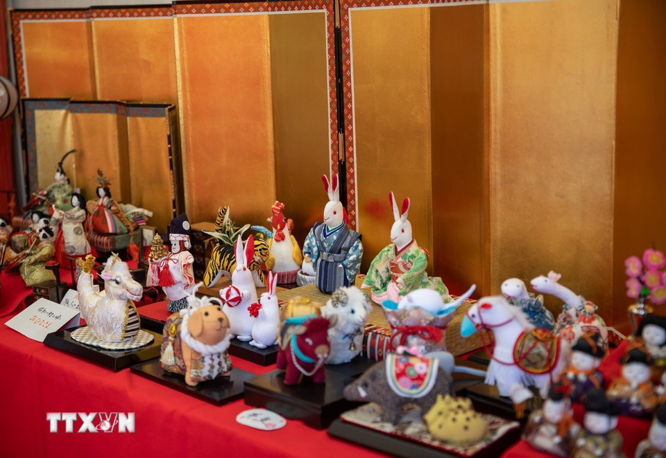 Búp bê theo phong cách 12 con giáp độc đáo. (Ảnh: Xuân Giao/TTXVN)