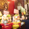 Phó Chủ tịch nước Võ Thị Ánh Xuân dâng hương tại Đền thờ của Chủ tịch Tôn Đức Thắng ở xã Mỹ Hòa Hưng, tỉnh An Giang. (Ảnh: Công Mạo/TTXVN)