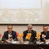 Đại sứ Việt Nam tại Nga Đặng Minh Khôi (ảnh trái) tham dự phiên toàn thể của Hội nghị và thông báo cô đọng tới Hội nghị những kết quả nổi bật nhất của Đại hội XIV. (Ảnh: Trần Hải/TTXVN)