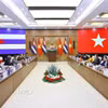 Chủ tịch Quốc hội Trần Thanh Mẫn hội đàm với Chủ tịch Quốc hội Cuba Esteban Lazo Hernández. (Ảnh: Doãn Tấn/TTXVN)