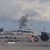 Khói bốc lên sau một vụ tấn công tên lửa nhằm vào sân bay quốc tế Ben Gurion ở Tel Aviv, Israel. (Ảnh: THX/TTXVN)