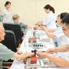 Từ ngày 1/7/2026, Hà Nội chính thức đồng loạt triển khai chương trình khám sức khỏe định kỳ và sàng lọc miễn phí cho người dân trên địa bàn. (Ảnh: Minh Quyết/TTXVN)