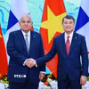 Thủ tướng Lê Minh Hưng hội kiến Tổng thống Cộng hòa Panama José Raúl Mulino. (Ảnh: Dương Giang/TTXVN)