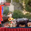 Biểu diễn múa rối cạn Tế Tiêu. (Ảnh: Khánh Hòa/TTXVN)