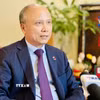 Đại sứ Đinh Toàn Thắng, nguyên Đại sứ Việt Nam tại Pháp trả lời phỏng vấn của phóng viên Thông tấn xã Việt Nam về quan hệ hợp tác song phương Việt Nam-Pháp và những kỳ vọng đối với chuyến công tác của Tổng Bí thư, Chủ tịch nước Tô Lâm. (Ảnh: Việt Đức/TTXVN)