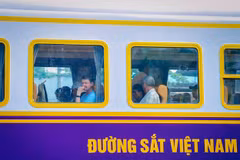 Ngành Đường sắt có những mốc son lịch sử vẻ vang và tình yêu nghề, truyền qua các thế hệ . (Ảnh: PV/Vietnam+)