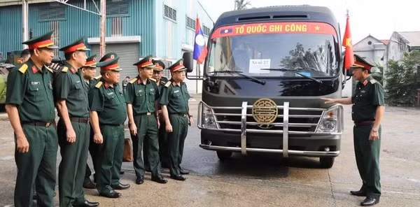 Quân đội nghiệm thu xe bảo đảm cho các đội tìm kiếm, quy tập hài cốt liệt sỹ