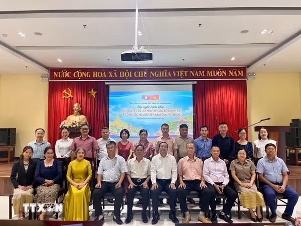 Thúc đẩy nguồn lực kiều bào và doanh nghiệp Việt Nam tại Trung Lào