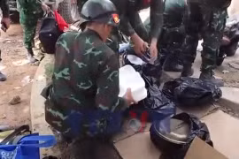 Đoàn cứu hộ Việt Nam tại Venezuela nỗ lực thực hiện nhiệm vụ giữa nắng nóng