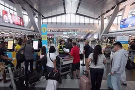 Hành khách tại một sân bay. (Ảnh: cebudailynews)