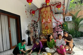 Không khí Tết ngập tràn ngôi nhà của một gia đình người Việt ở Bali. (Ảnh: Đỗ Quyên/TTXVN)