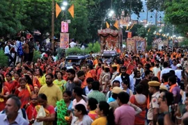 Ấn Độ: Ôtô chạy quá tốc độ đâm vào đoàn rước lễ hội, 3 người thiệt mạng