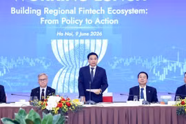 Phó Thủ tướng Nguyễn Văn Thắng phát biểu tại tọa đàm. (Ảnh: Báo Điện tử Chính phủ)