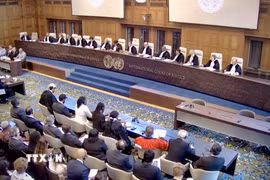 Toàn cảnh phiên họp công bố ý kiến tư vấn của ICJ. (Ảnh: Thanh Tuấn/TTXVN)