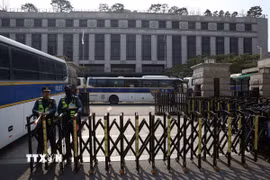 Quang cảnh bên ngoài Tòa án Hiến pháp Hàn Quốc tại Seoul. (Ảnh: THX/TTXVN)